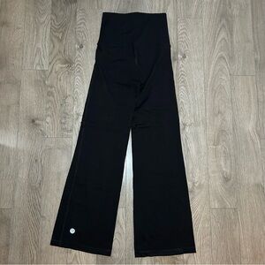 Lululemon Roll Down Black Groove Flares Size 4 Vintage Made in Vancouver Canada